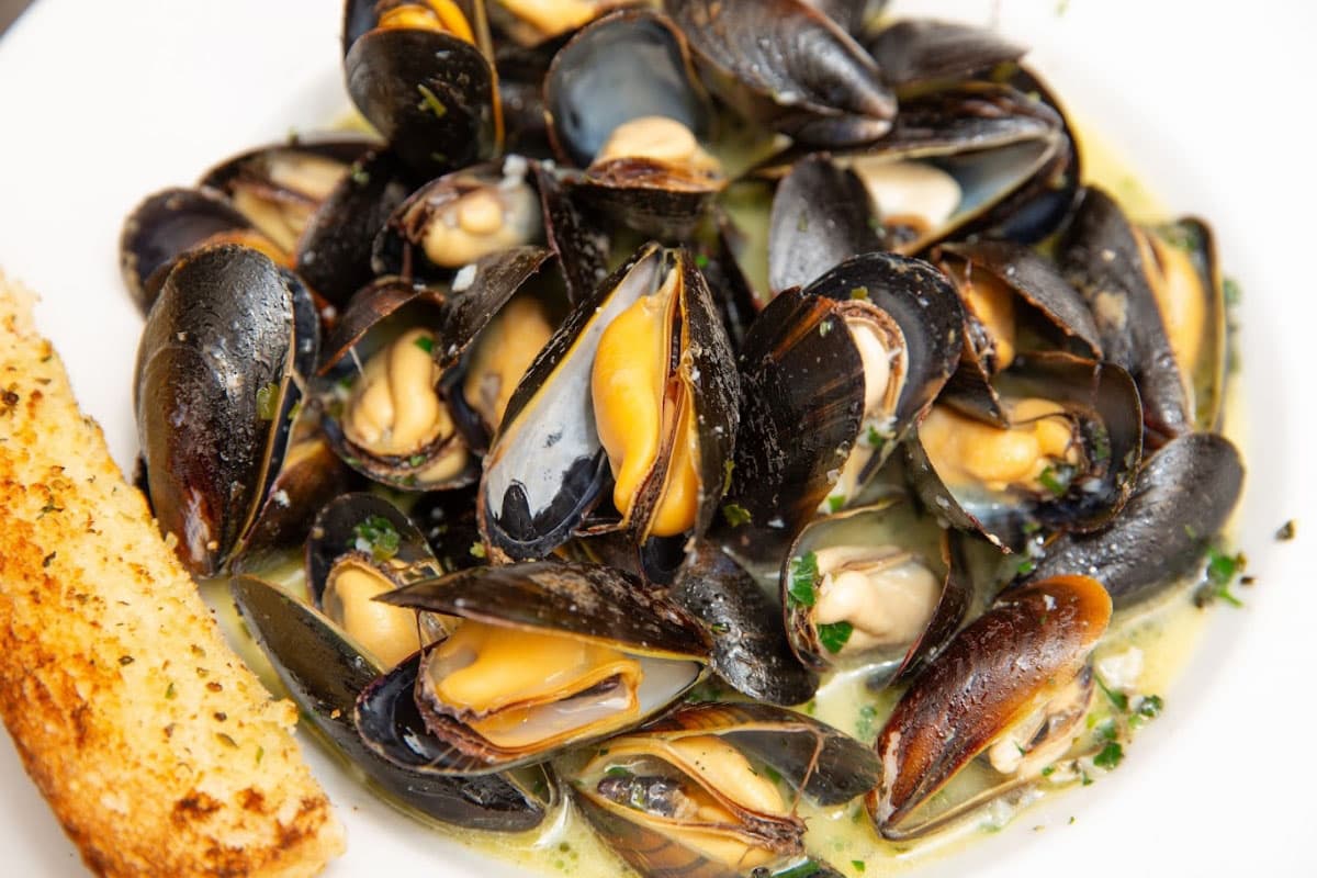 Angelo's Taverna - Denver (Early HH) happy hour in Denver - Happy Hour